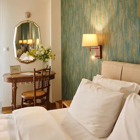 Rastoni Athens Suites Near Acropolis Exterior photo
